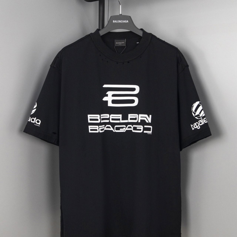 Ba*len*cia*ga t-shirts